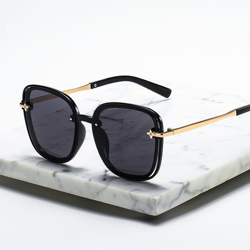 street shot slimming trendy four-leaf decorative sunglasses glasses